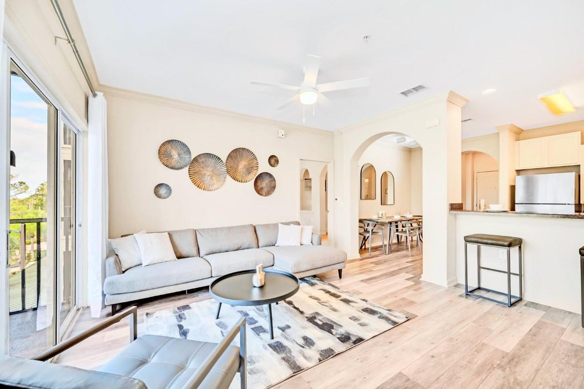 Hébergement de vacances Spacious 2br With Pool & Hot Tub, Near Disney! *